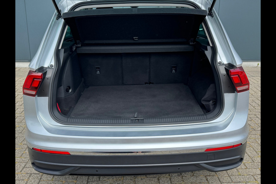 Volkswagen Tiguan 1.4 TSI eHybrid * R-line * AppleCarPlay * Side ass. * Visueel Cockpit *