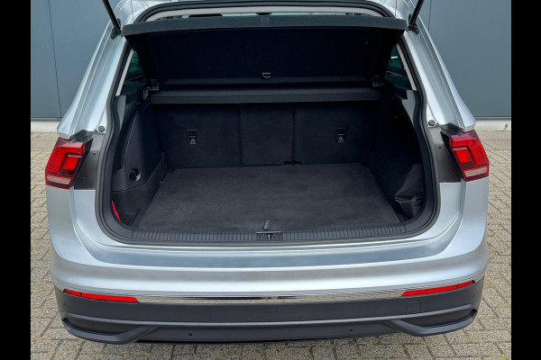 Volkswagen Tiguan 1.4 TSI eHybrid * R-line * AppleCarPlay * Side ass. * Visueel Cockpit *