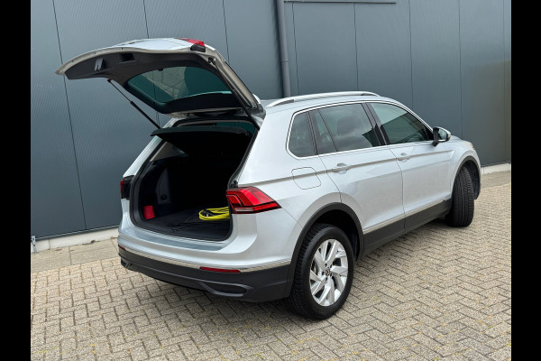 Volkswagen Tiguan 1.4 TSI eHybrid * R-line * AppleCarPlay * Side ass. * Visueel Cockpit *