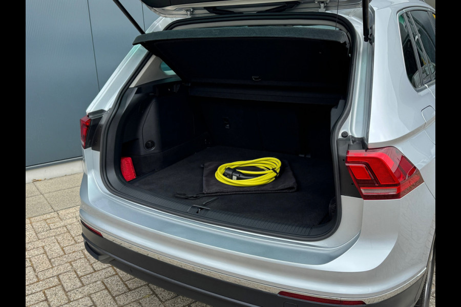 Volkswagen Tiguan 1.4 TSI eHybrid * R-line * AppleCarPlay * Side ass. * Visueel Cockpit *