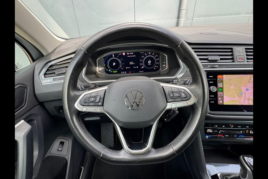 Volkswagen Tiguan 1.4 TSI eHybrid * R-line * AppleCarPlay * Side ass. * Visueel Cockpit *