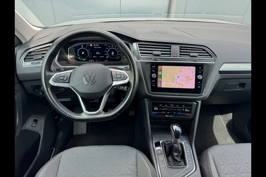 Volkswagen Tiguan 1.4 TSI eHybrid * R-line * AppleCarPlay * Side ass. * Visueel Cockpit *