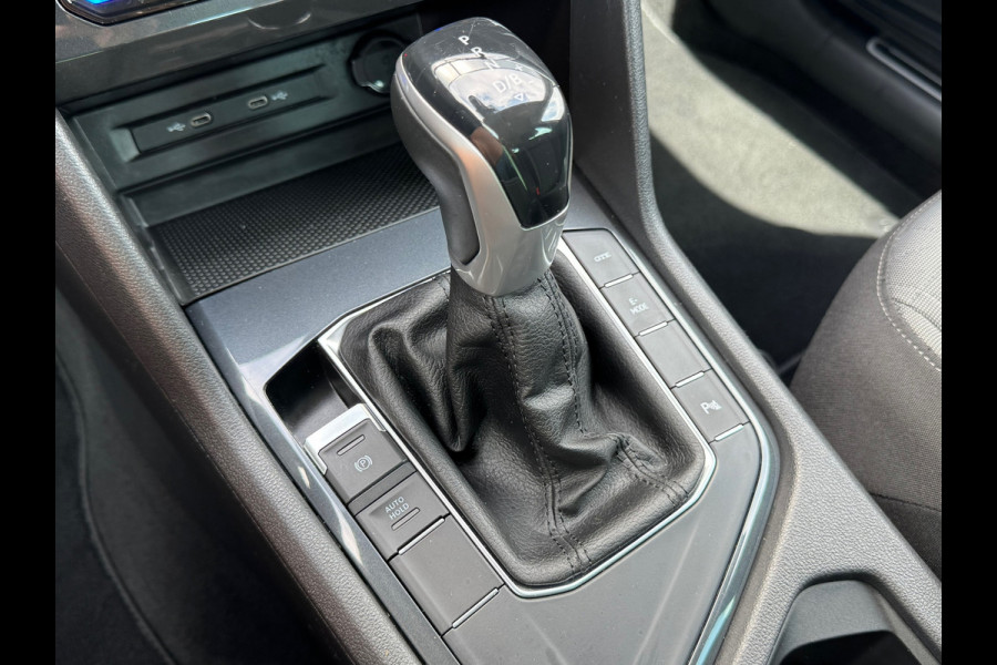 Volkswagen Tiguan 1.4 TSI eHybrid * R-line * AppleCarPlay * Side ass. * Visueel Cockpit *