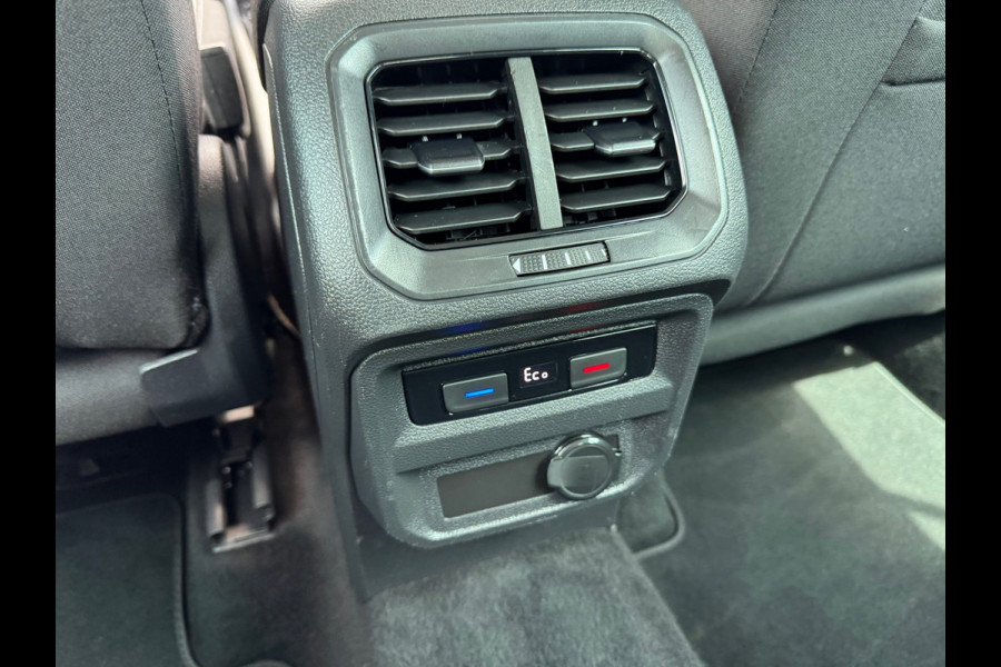 Volkswagen Tiguan 1.4 TSI eHybrid * R-line * AppleCarPlay * Side ass. * Visueel Cockpit *