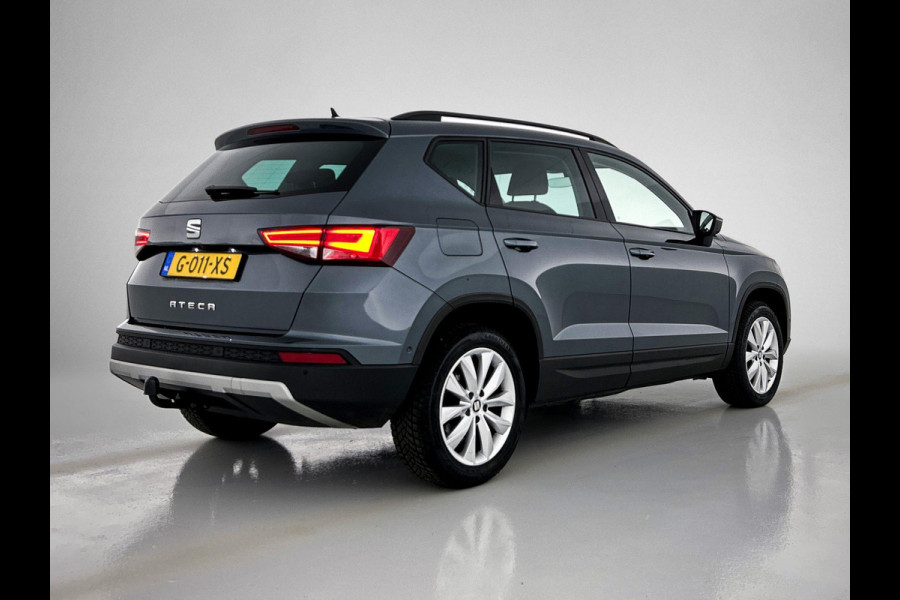 Seat Ateca 1.0 EcoTSI Style Intense Sport (CARPLAY, CAMERA, TREKHAAK, PARKEERSENSOREN, LED, 1e EIGENAAR, GOED ONDERHOUDEN)