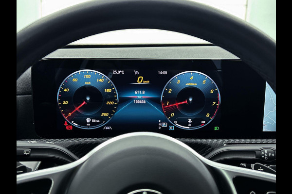 Mercedes-Benz A-Klasse 180 Business Solution Automaat (NAVIGATIE, STOELVERWARMING, CAMERA, 1e EIGENAAR, GOED ONDERHOUDEN)