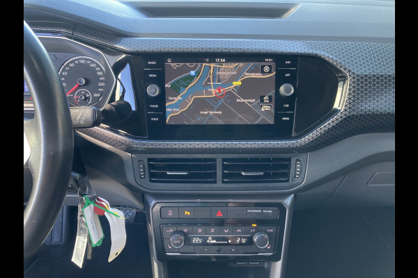 Volkswagen T-Cross 1.0 TSi 115pk Style LED/CARPLAY/NAVI/PDC/TREKHAAK/ADAPT.CRUISE