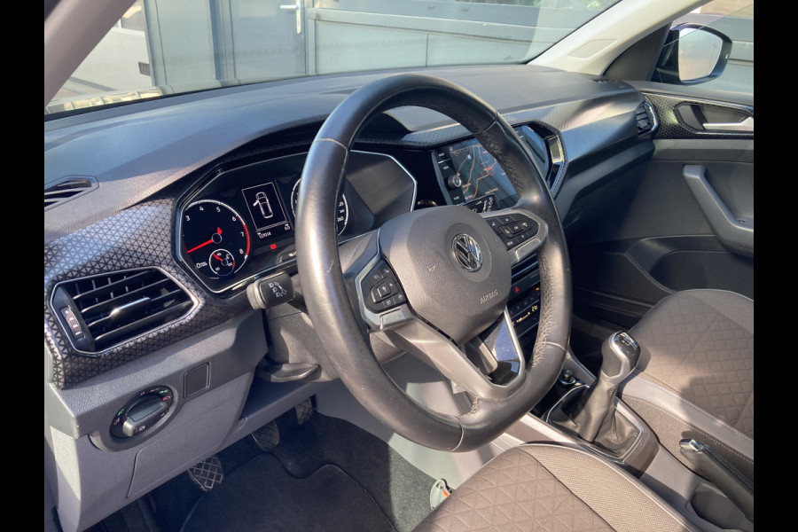Volkswagen T-Cross 1.0 TSi 115pk Style LED/CARPLAY/NAVI/PDC/TREKHAAK/ADAPT.CRUISE