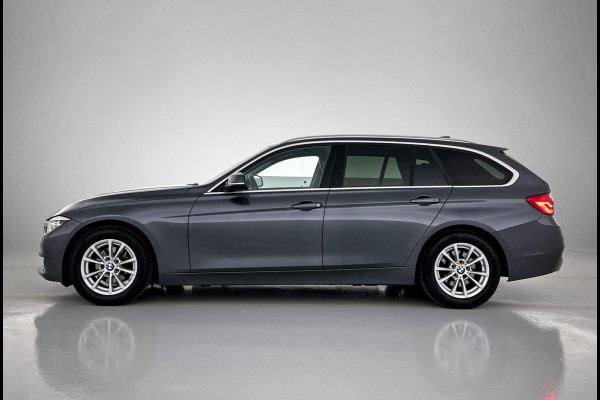 BMW 3 Serie Touring 320i Corporate Lease Executive Automaat (GROOT-NAVIGATIE, LEDER, CLIMA, LED, DEALER ONDERHOUDEN)