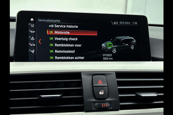 BMW 3 Serie Touring 320i Corporate Lease Executive Automaat (GROOT-NAVIGATIE, LEDER, CLIMA, LED, DEALER ONDERHOUDEN)
