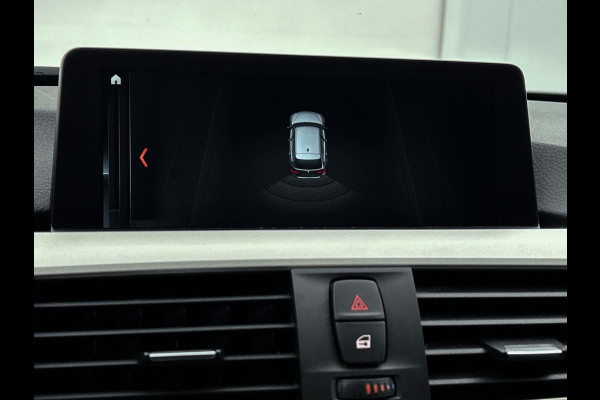 BMW 3 Serie Touring 320i Corporate Lease Executive Automaat (GROOT-NAVIGATIE, LEDER, CLIMA, LED, DEALER ONDERHOUDEN)