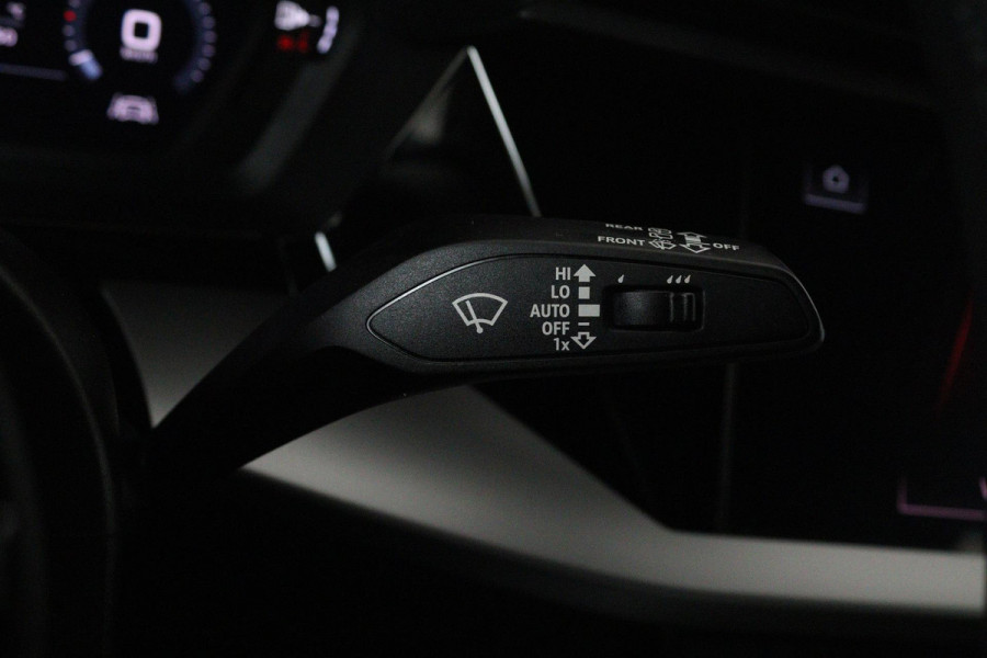 Audi A3 Sportback 30 TFSI Advanced edition Automaat (NAVIGATIE, CARPLAY, LED, DIGITALE COCKPIT, 1e EIGENAAR, GOED ONDERHOUDEN)