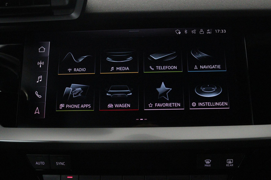 Audi A3 Sportback 30 TFSI Advanced edition Automaat (NAVIGATIE, CARPLAY, LED, DIGITALE COCKPIT, 1e EIGENAAR, GOED ONDERHOUDEN)