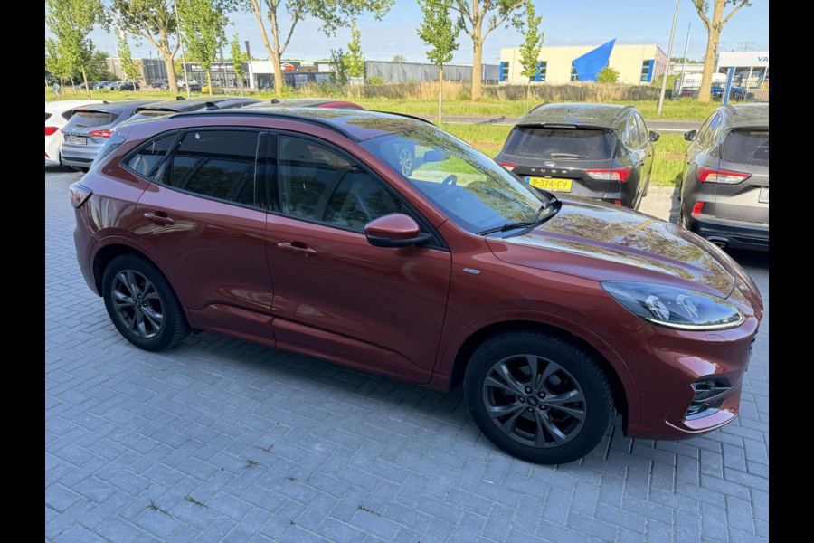 Ford Kuga 1.5 EcoBoost ST-Line X | Winterpakket | Adaptieve Cruise Control | Head-up Display | Electrische achterklep