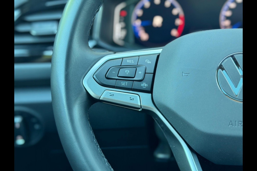 Volkswagen T-Roc 1.5 TSI R-Line Pano/Camera/Matrix