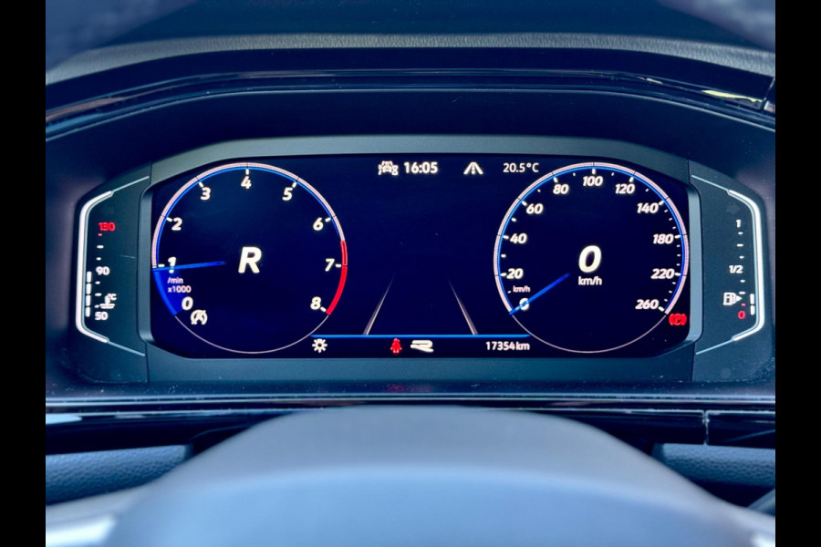 Volkswagen T-Roc 1.5 TSI R-Line Pano/Camera/Matrix