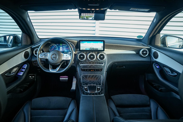 Mercedes-Benz GLC 300e 4MATIC Business Solution AMG