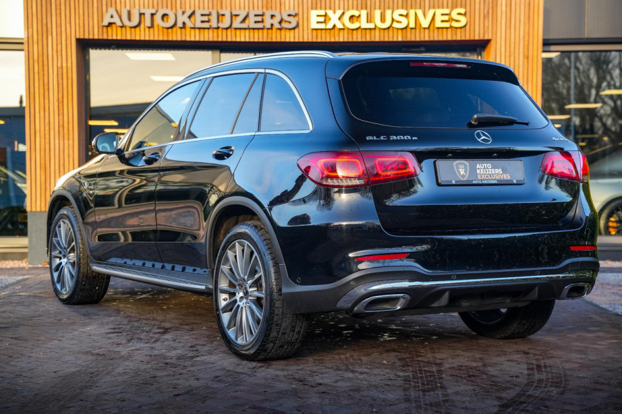 Mercedes-Benz GLC 300e 4MATIC Business Solution AMG