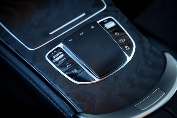 Mercedes-Benz GLC 300e 4MATIC Business Solution AMG