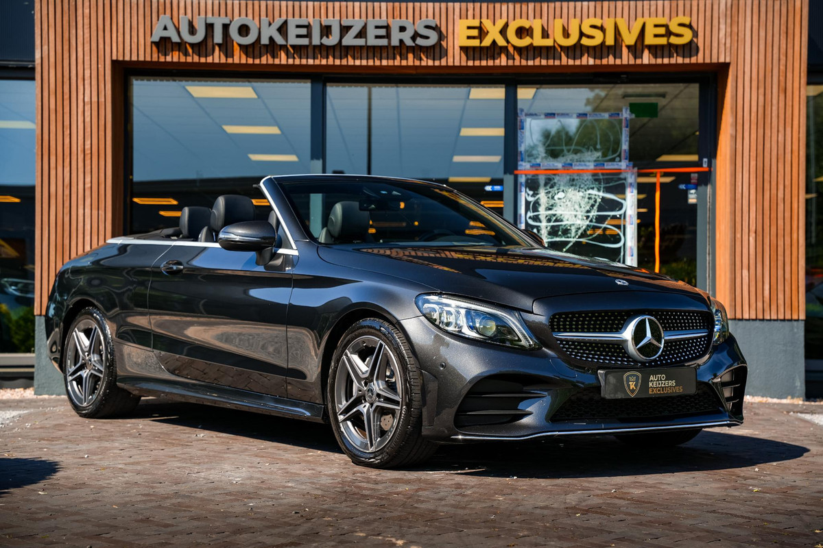 Mercedes-Benz C-Klasse Cabrio 200 AMG Line Airscarf Burmester Multibeam LED Stoelverw. Navigatie 18''LM Mercedes-Benz C-Klasse Cabrio 200 AMG Line Airscarf Burmester Multibeam LED Stoelverw. Navigatie 18''LM