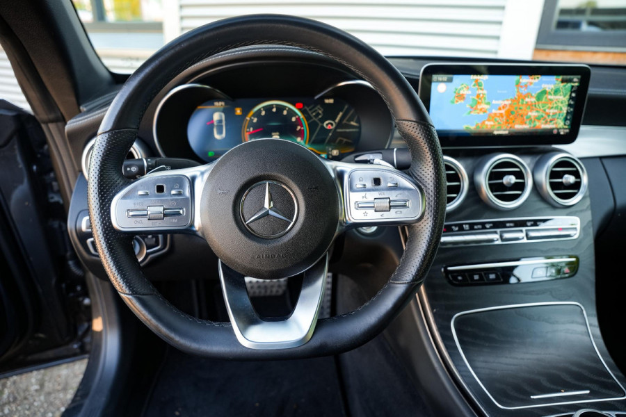 Mercedes-Benz C-Klasse Cabrio 200 AMG Line Airscarf Burmester Multibeam LED Stoelverw. Navigatie 18''LM