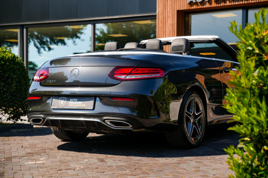 Mercedes-Benz C-Klasse Cabrio 200 AMG Line Airscarf Burmester Multibeam LED Stoelverw. Navigatie 18''LM
