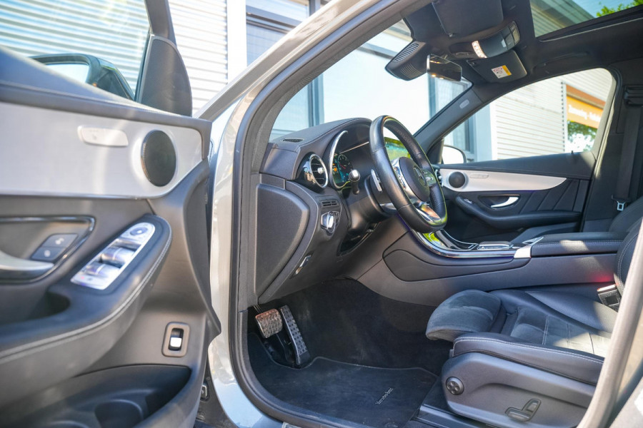 Mercedes-Benz GLC 300de 4MATIC AMG Line Panoramadak Cruise Clima Stoelverw. Camera 20''LM
