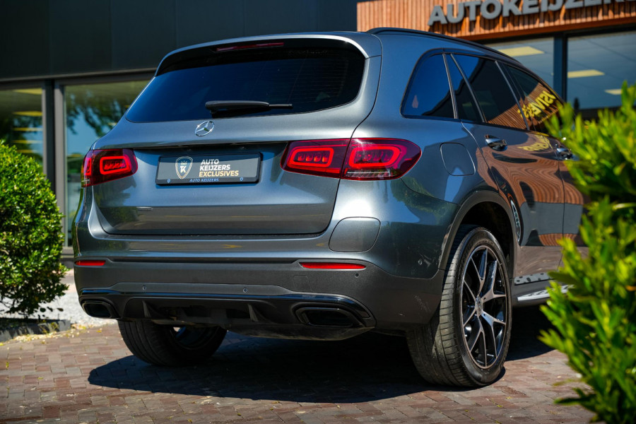 Mercedes-Benz GLC 300de 4MATIC AMG Line Panoramadak Cruise Clima Stoelverw. Camera 20''LM