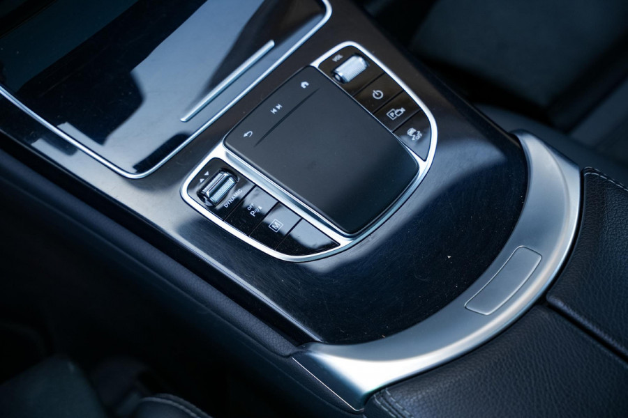 Mercedes-Benz GLC 300de 4MATIC AMG Line Panoramadak Cruise Clima Stoelverw. Camera 20''LM