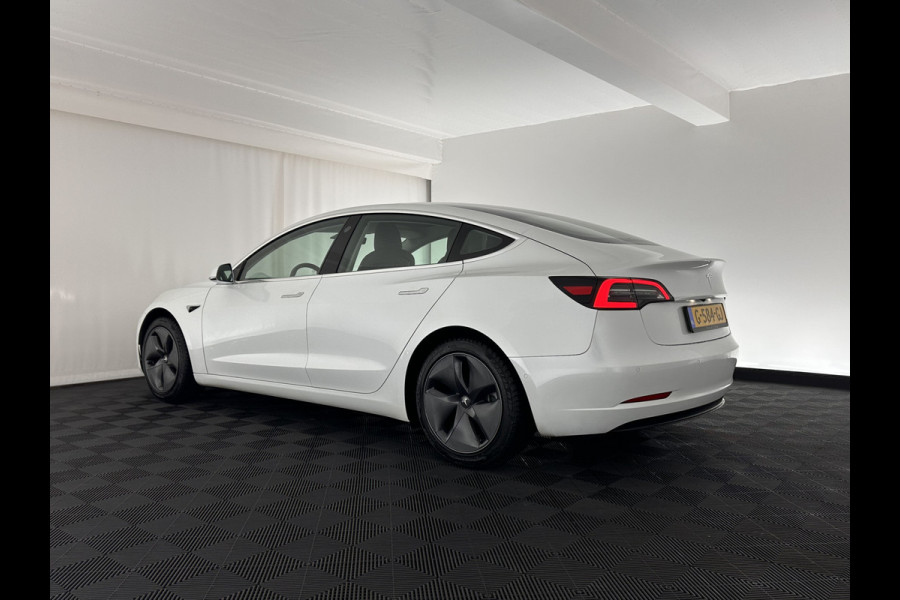 Tesla Model 3 Long Range AWD 75 kWh [ 3-Fase ] (INCL-BTW) Aut. *PANO | AUTO-PILOT | NAPPA-LEATHER | TOWBAR | KEYLESS | FULL-LED | MEMORY-PACK | SURROUND-VIEW | DAB | APP-CONNECT | DIGI-COCKPIT | LANE-ASSIST | COMFORT-SEATS | 18''ALU*