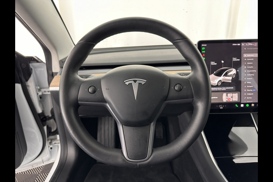 Tesla Model 3 Long Range AWD 75 kWh [ 3-Fase ] (INCL-BTW) Aut. *PANO | AUTO-PILOT | NAPPA-LEATHER | TOWBAR | KEYLESS | FULL-LED | MEMORY-PACK | SURROUND-VIEW | DAB | APP-CONNECT | DIGI-COCKPIT | LANE-ASSIST | COMFORT-SEATS | 18''ALU*