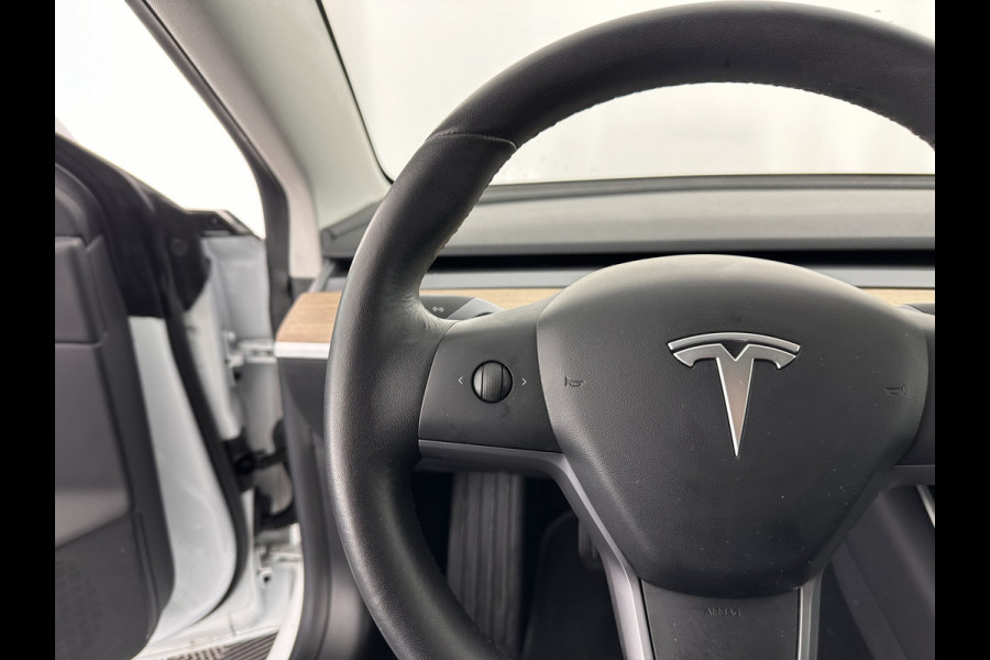 Tesla Model 3 Long Range AWD 75 kWh [ 3-Fase ] (INCL-BTW) Aut. *PANO | AUTO-PILOT | NAPPA-LEATHER | TOWBAR | KEYLESS | FULL-LED | MEMORY-PACK | SURROUND-VIEW | DAB | APP-CONNECT | DIGI-COCKPIT | LANE-ASSIST | COMFORT-SEATS | 18''ALU*