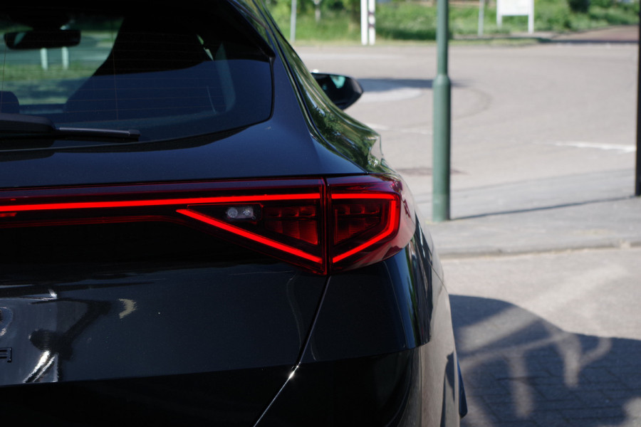 CUPRA Formentor 1.4 e-Hybrid 245 PK VZ Performance PHEV, Winterpakket, Adap. Cruise Control, Winterpakket