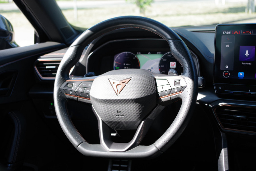 CUPRA Formentor 1.4 e-Hybrid 245 PK VZ Performance PHEV, Winterpakket, Adap. Cruise Control, Winterpakket