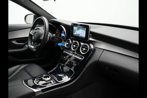 Mercedes-Benz C-Klasse Estate 180 AMG 9G-Tronic | Cruise Control | Navi | Camera | Spraakbediening | Electrische Lederen Stoelen |