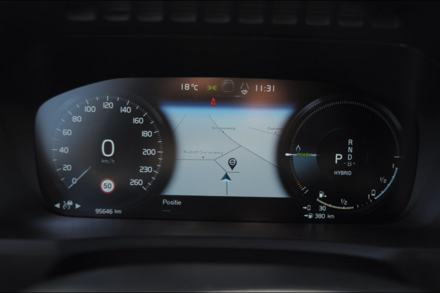 Volvo XC90 T8 390PK Automaat Recharge AWD Inscription / Adaptieve cruise control / BLIS / Parkeersensoren met 360 camera / stoel - en stuurwielverwarming / Standkachel / Trekhaak / Keyless entry / Harman Kardon audio / Elektrische stoelen