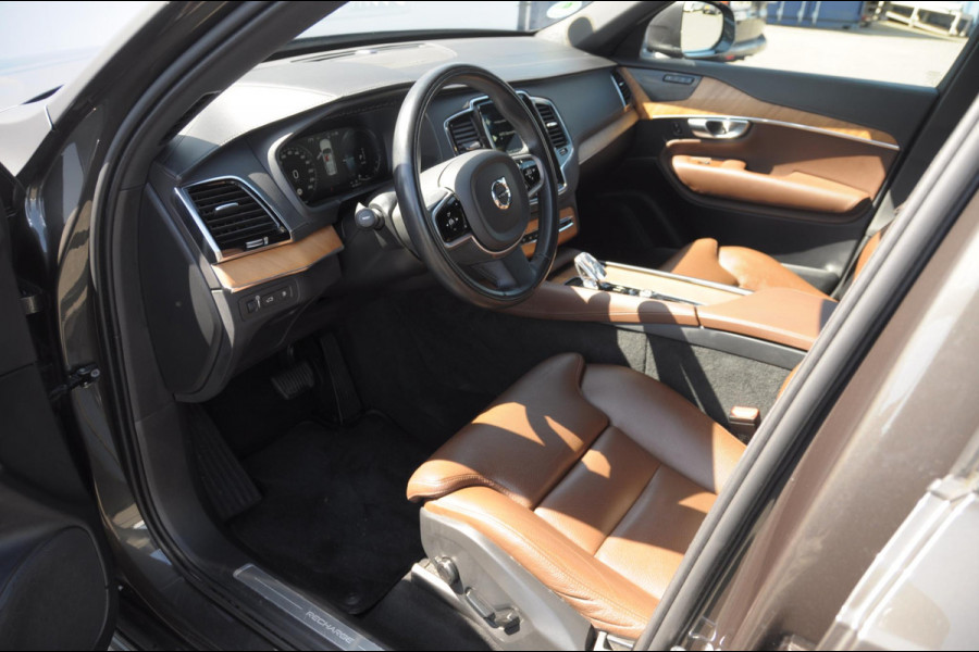 Volvo XC90 T8 390PK Automaat Recharge AWD Inscription / Adaptieve cruise control / BLIS / Parkeersensoren met 360 camera / stoel - en stuurwielverwarming / Standkachel / Trekhaak / Keyless entry / Harman Kardon audio / Elektrische stoelen