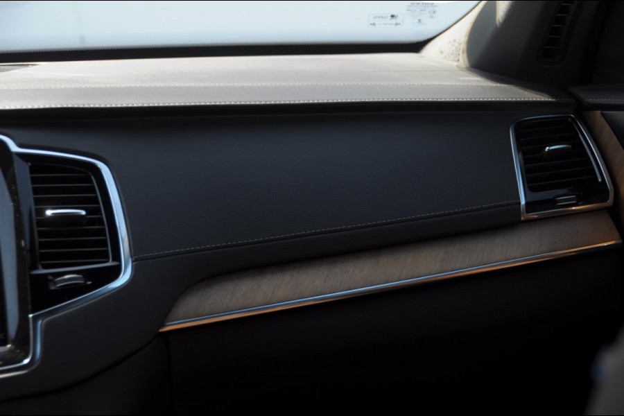 Volvo XC90 T8 390PK Automaat Recharge AWD Inscription / Adaptieve cruise control / BLIS / Parkeersensoren met 360 camera / stoel - en stuurwielverwarming / Standkachel / Trekhaak / Keyless entry / Harman Kardon audio / Elektrische stoelen