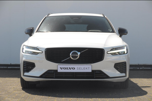 Volvo V60 T6 350PK Automaat AWD Plus Dark / Adaptieve cruise control / BLIS / 19” velgen / Parkeersensoren met camera / Elektrische achterklep / Adaptieve koplampen / Apple carplay / Elektrische stoelen / Harman Kardon Audio / Keyless entry / stoel - en stuurwielverwarming