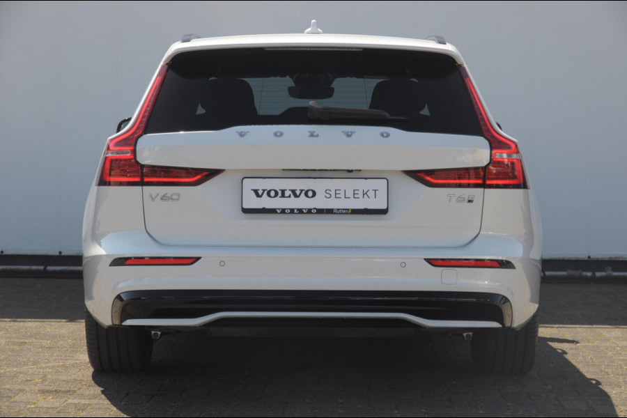 Volvo V60 T6 350PK Automaat AWD Plus Dark / Adaptieve cruise control / BLIS / 19” velgen / Parkeersensoren met camera / Elektrische achterklep / Adaptieve koplampen / Apple carplay / Elektrische stoelen / Harman Kardon Audio / Keyless entry / stoel - en stuurwielverwarming