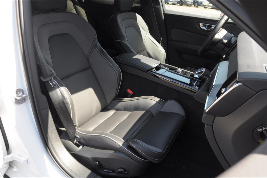 Volvo V60 T6 350PK Automaat AWD Plus Dark / Adaptieve cruise control / BLIS / 19” velgen / Parkeersensoren met camera / Elektrische achterklep / Adaptieve koplampen / Apple carplay / Elektrische stoelen / Harman Kardon Audio / Keyless entry / stoel - en stuurwielverwarming