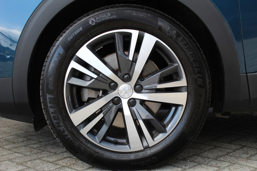 Peugeot 3008 1.6 HYbrid 225 Allure | Navigatie | Winterpack | Led | Camera