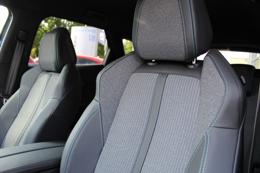 Peugeot 3008 1.6 HYbrid 225 Allure | Navigatie | Winterpack | Led | Camera