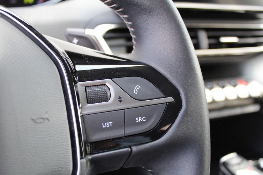 Peugeot 3008 1.6 HYbrid 225 Allure | Navigatie | Winterpack | Led | Camera