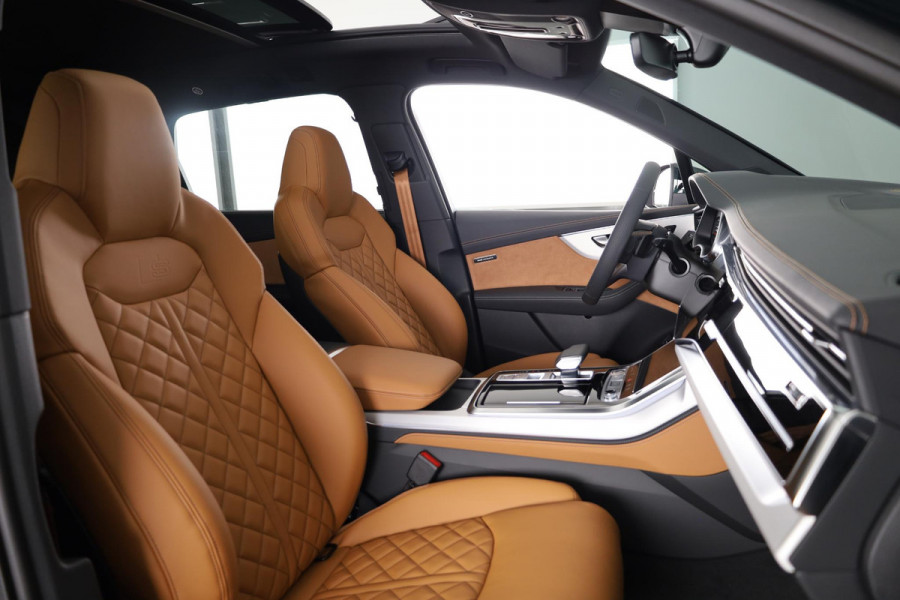 Audi Q7 Pro Line S 55 TFSI e 290 kW / 394 PK SUV 8 versn. Audi EXCLUSIVE, adaptive cruise control, omgevingscamera's, panoramadak, vierwielbesturing, B&O soundsysteem