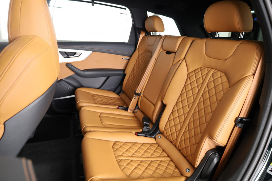 Audi Q7 Pro Line S 55 TFSI e 290 kW / 394 PK SUV 8 versn. Audi EXCLUSIVE, adaptive cruise control, omgevingscamera's, panoramadak, vierwielbesturing, B&O soundsysteem