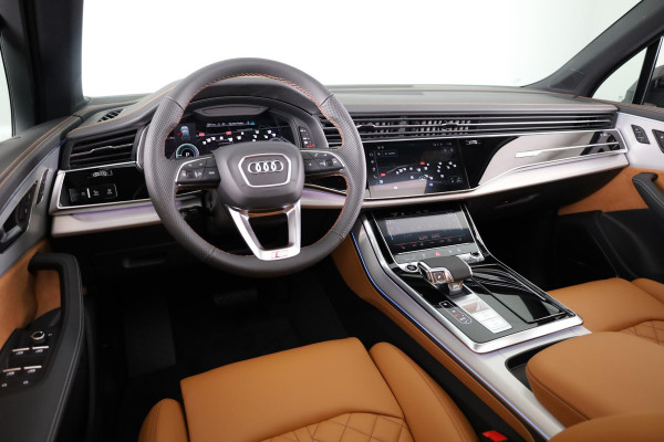 Audi Q7 Pro Line S 55 TFSI e 290 kW / 394 PK SUV 8 versn. Audi EXCLUSIVE, adaptive cruise control, omgevingscamera's, panoramadak, vierwielbesturing, B&O soundsysteem