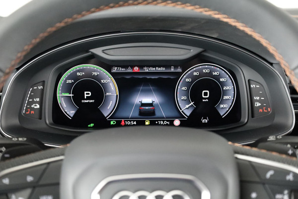 Audi Q7 Pro Line S 55 TFSI e 290 kW / 394 PK SUV 8 versn. Audi EXCLUSIVE, adaptive cruise control, omgevingscamera's, panoramadak, vierwielbesturing, B&O soundsysteem