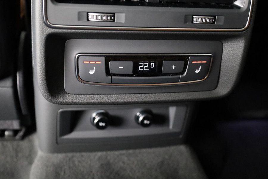 Audi Q7 Pro Line S 55 TFSI e 290 kW / 394 PK SUV 8 versn. Audi EXCLUSIVE, adaptive cruise control, omgevingscamera's, panoramadak, vierwielbesturing, B&O soundsysteem