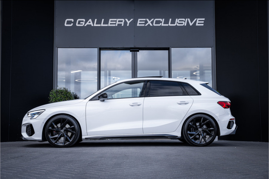 Audi S3 Sportback 2.0 TFSI quattro - Panorama | ACC | Stoelverwarming